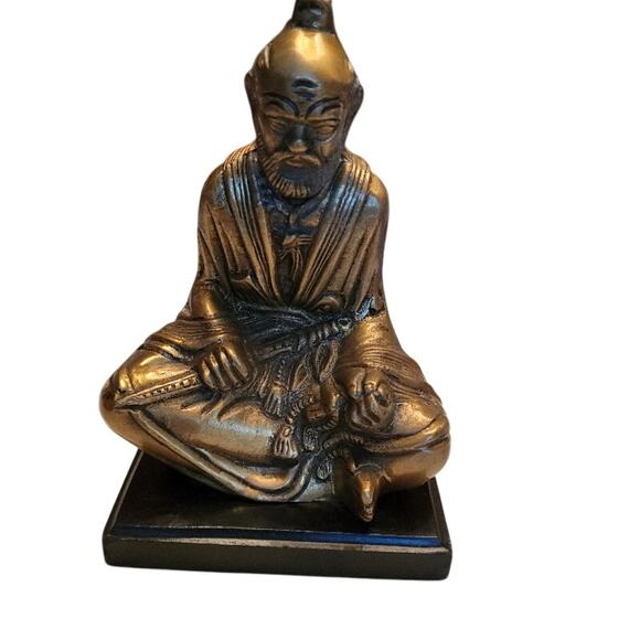 Vintage Japanese Sitting Samurai Brass Sculpture Black Base 7.5" x 5" Weighted